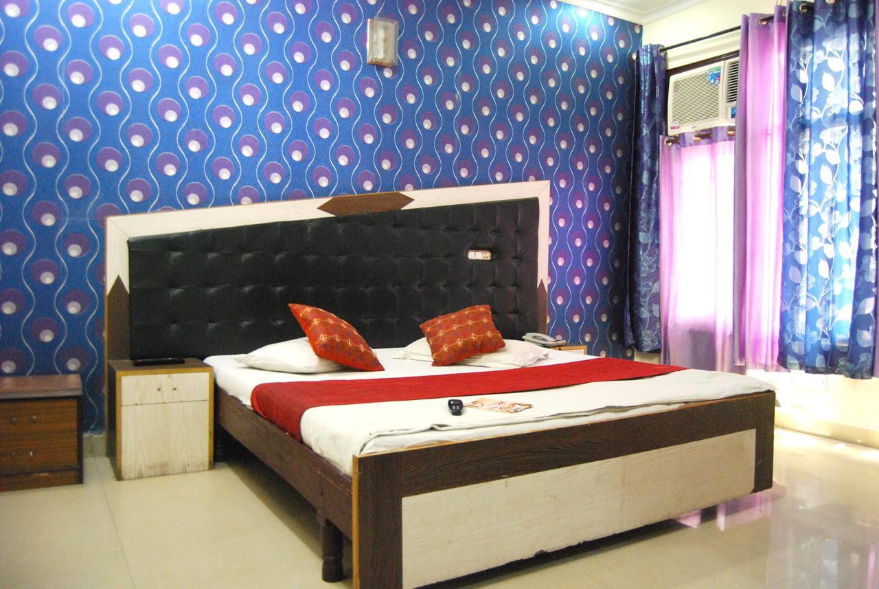 Hotel Kk Residency Чандигарх Экстерьер фото