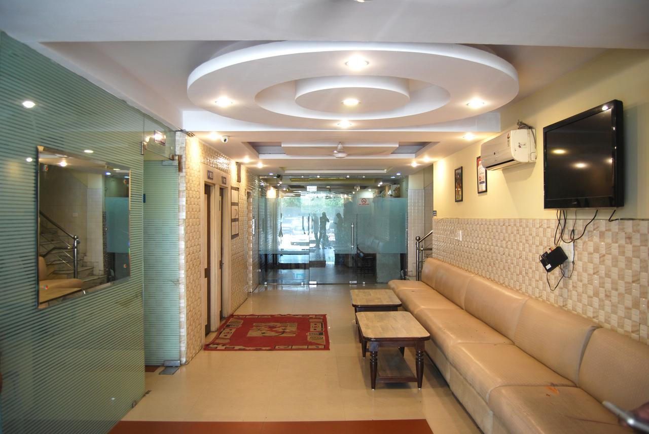 Hotel Kk Residency Чандигарх Экстерьер фото
